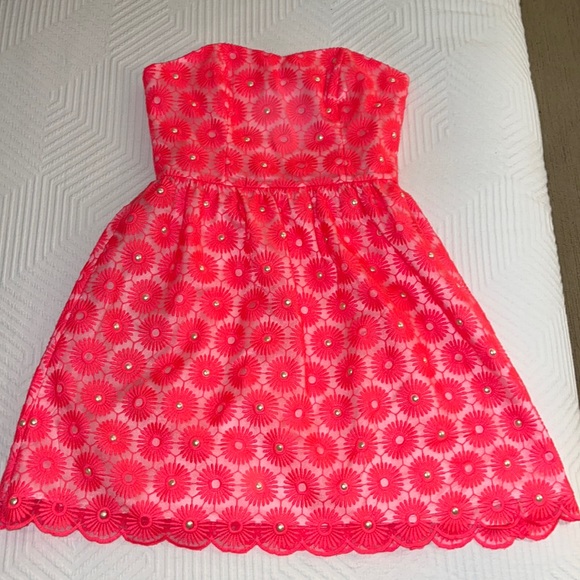 Strapless Lilly Dress - lace & pearl detail